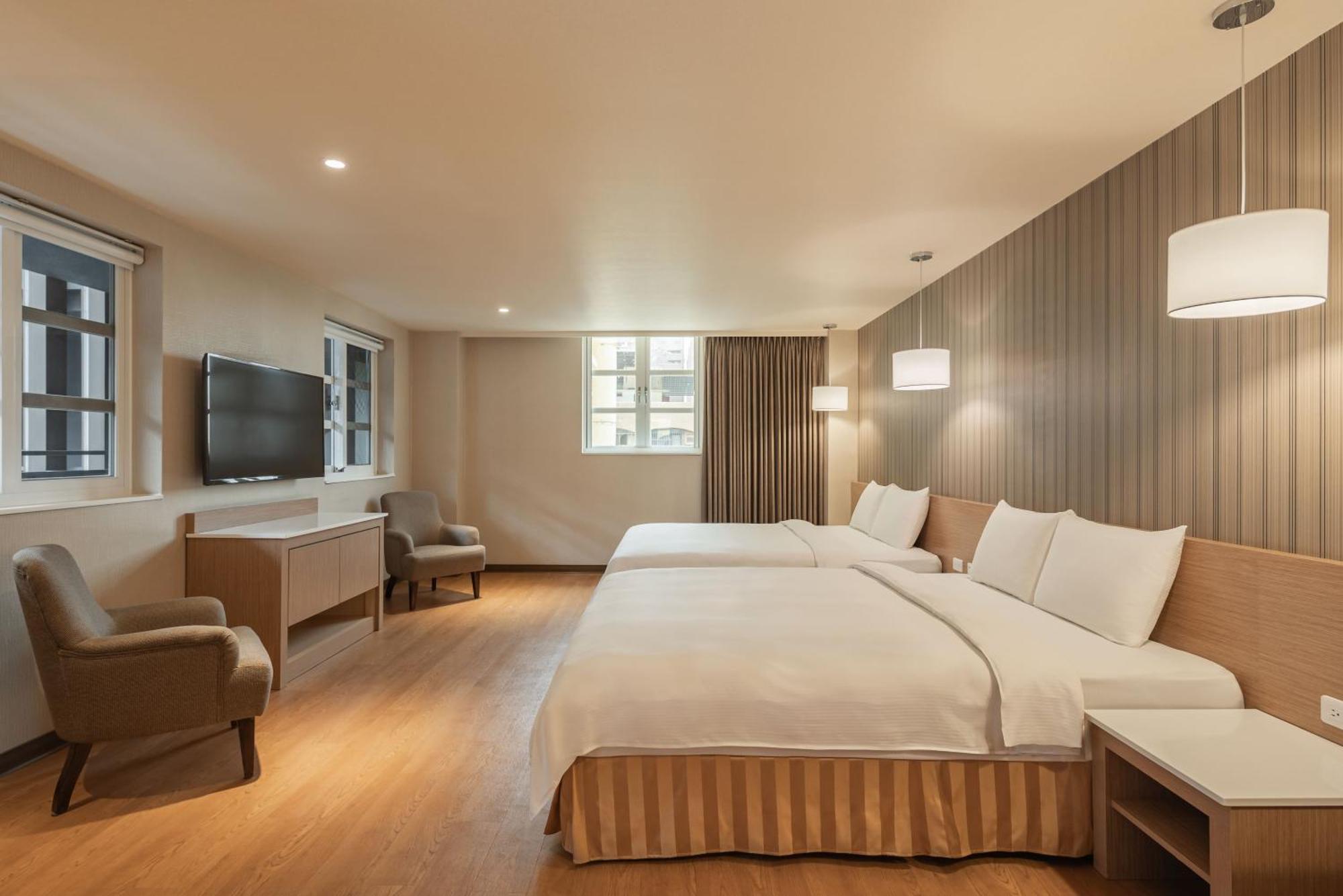 Kindness Hotel-Jue Ming Kaohsiung Room photo