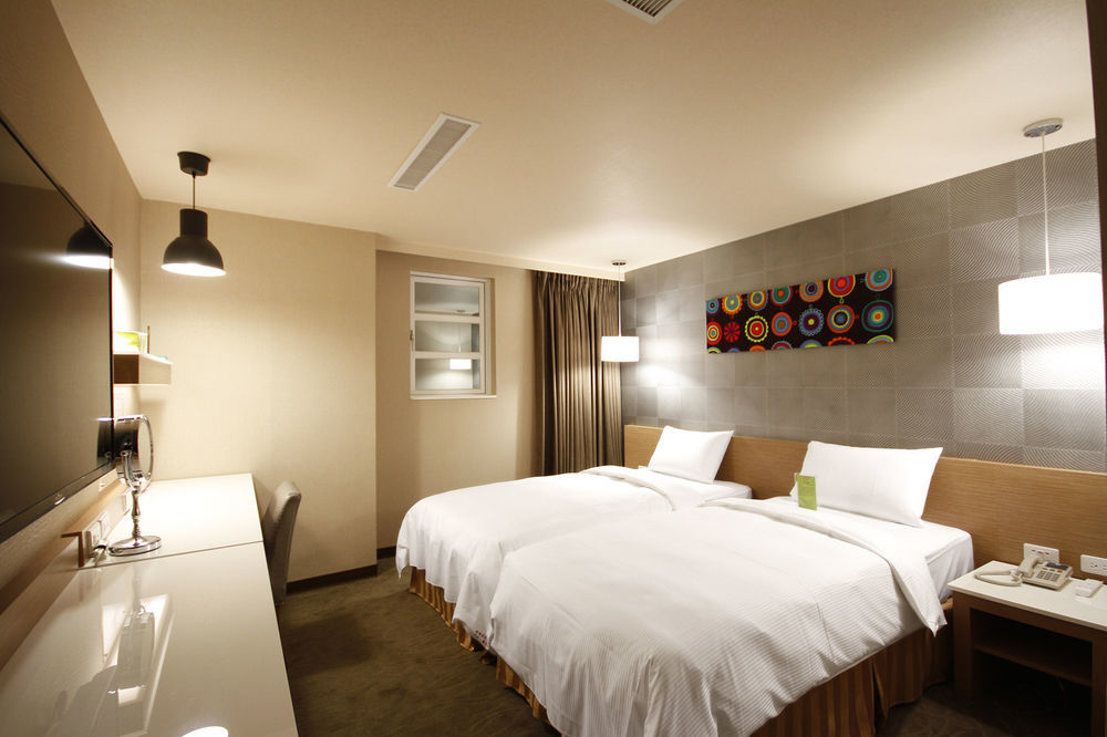 Kindness Hotel-Jue Ming Kaohsiung Exterior photo